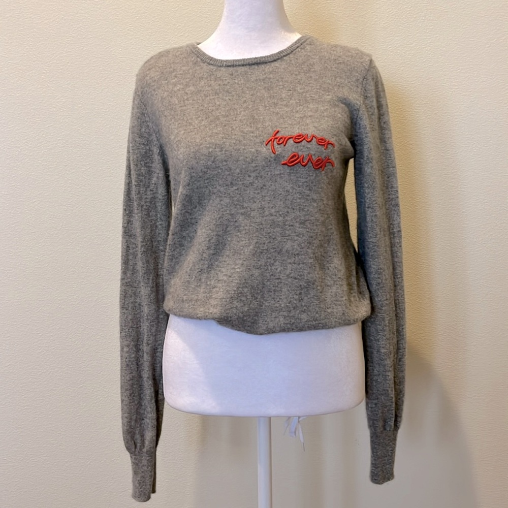 “a loves a” high quality brand. Gray sweater
